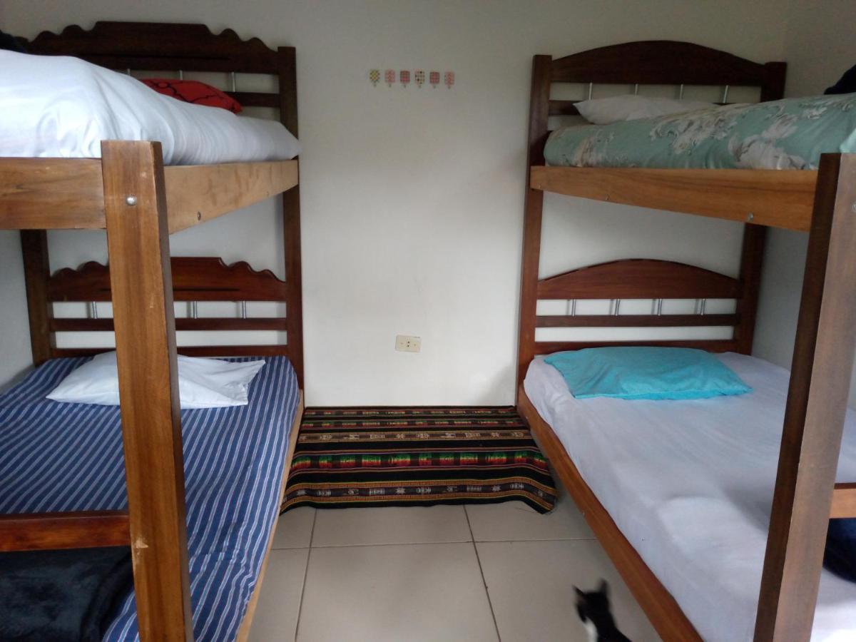 Samailandia Backpack Hotel Samaipata Ngoại thất bức ảnh