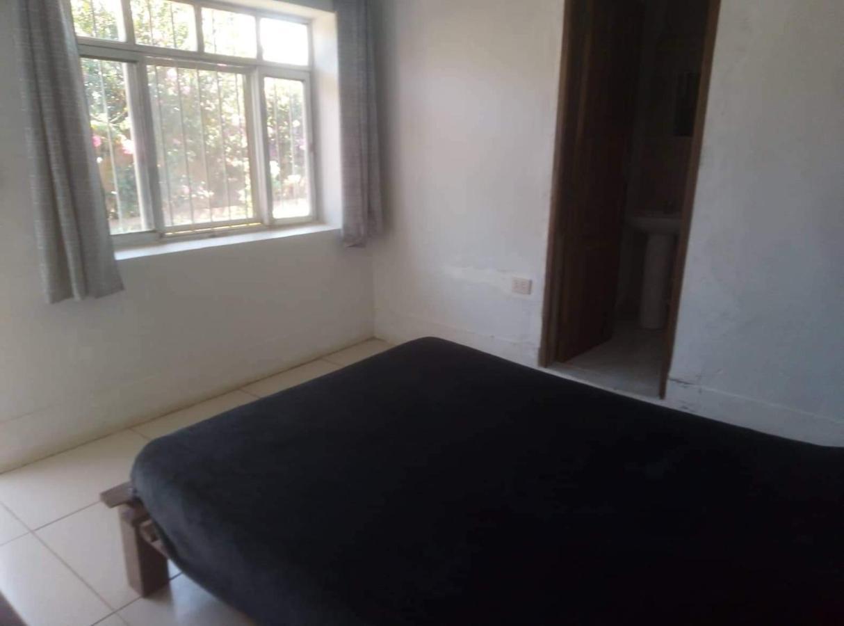 Samailandia Backpack Hotel Samaipata Ngoại thất bức ảnh